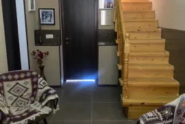 Продается Дом, 11 Kомнатная, Сагареджо, Уджарма