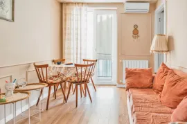 იყიდება ბინა, 2 ოთახიანი, ძველი აშენებული, თბილისი, საბურთალო