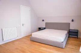 House For Rent, 5 Room, Suburbs of Tbilisi, Tskneti