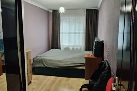 Продается квартира, 4 Kомнатная, Старое здание, Рустави
