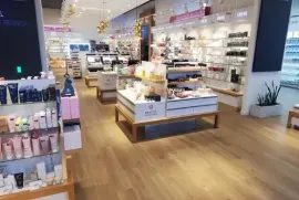 For Rent, Universal commercial space, vake