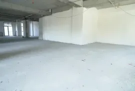 ქირავდება, უნივერსალური კომერციული  ფართი, ნუცუბიძის ფერდობი