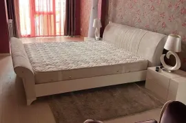 იყიდება ბინა, 4 ოთახიანი, ახალი აშენებული, თბილისი, საბურთალო