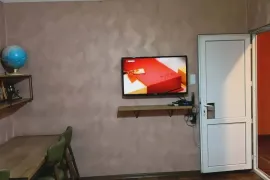 იყიდება ბინა, 3 ოთახიანი, ძველი აშენებული, თბილისი, ვარკეთილი