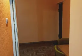 იყიდება ბინა, 3 ოთახიანი, ძველი აშენებული, თბილისი, ვარკეთილი