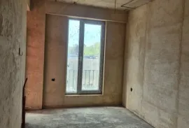 იყიდება ბინა, 3 ოთახიანი, ახალი აშენებული, თბილისი, სამგორი