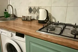 Аренда, 2 Kомнатная, Старое здание, Тбилиси, saburtalo