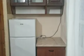 ქირავდება ბინა, 3 ოთახიანი, ძველი აშენებული, თბილისი