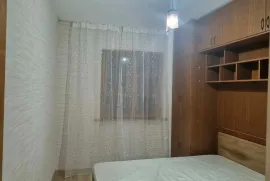 ქირავდება ბინა, 3 ოთახიანი, ძველი აშენებული, თბილისი