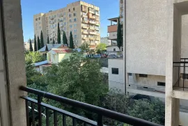 ქირავდება ბინა, 2 ოთახიანი, ახალი აშენებული, თბილისი, საბურთალო