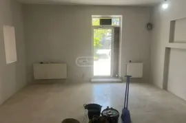 ქირავდება, უნივერსალური კომერციული  ფართი, საბურთალო