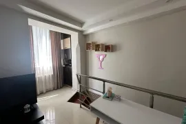 Apartment for sale, 3 Room, Old building, Tbilisi, saburtalo