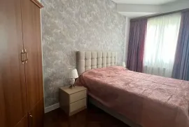 ქირავდება ბინა, 3 ოთახიანი, ახალი აშენებული, თბილისი, საბურთალო