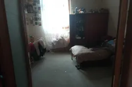 იყიდება სახლი, 7 ოთახიანი, თბილისი, ვაკე