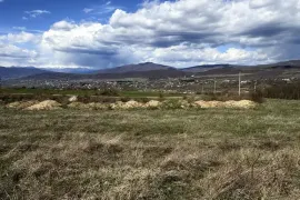 იყიდება მიწის ნაკვეთი, არა სასოფლო - სამეურნეო, ნავდარაანთკარი