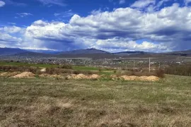 იყიდება მიწის ნაკვეთი, არა სასოფლო - სამეურნეო, ნავდარაანთკარი