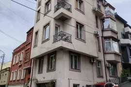 Аренда, Все Здание, vake