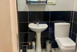 Аренда, 2 Kомнатная, Старое здание, Тбилиси, saburtalo