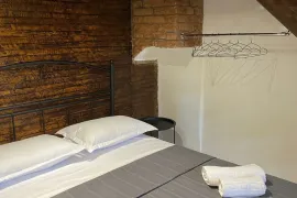 ქირავდება ბინა, 2 ოთახიანი, ძველი აშენებული, თბილისი, ჩუღურეთი