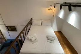 ქირავდება ბინა, 2 ოთახიანი, ძველი აშენებული, თბილისი, ჩუღურეთი