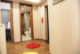 ქირავდება ბინა, 3 ოთახიანი, ახალი აშენებული, თბილისი, საბურთალო