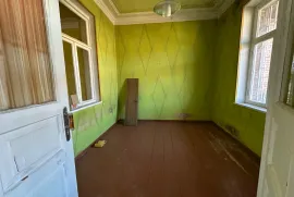 Apartment for sale, 7 Room, Old building, Tbilisi, Gldani village