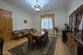 Аренда Дома, 5 Kомнатная, Кутаиси, Сулхан-Саба