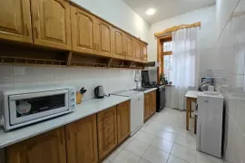 Аренда Дома, 5 Kомнатная, Кутаиси, Сулхан-Саба