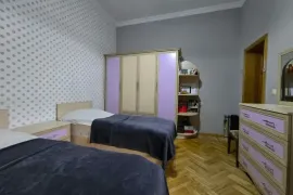 Аренда Дома, 5 Kомнатная, Кутаиси, Сулхан-Саба