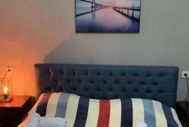 ქირავდება ბინა, 3 ოთახიანი, ძველი აშენებული, თბილისი, ჩუღურეთი