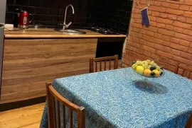 ქირავდება ბინა, 3 ოთახიანი, ძველი აშენებული, თბილისი, ჩუღურეთი