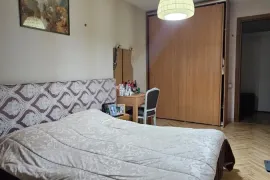 Продается квартира, 4 Kомнатная, Старое здание, Тбилиси, saburtalo