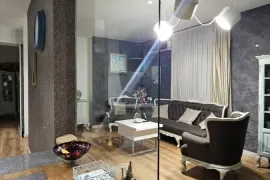 Продается квартира, 4 Kомнатная, Старое здание, Тбилиси, saburtalo