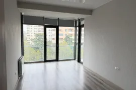 ქირავდება, უნივერსალური კომერციული  ფართი, ვაკე