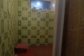 Продается квартира, 3 Kомнатная, Старое здание, Рустави