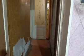 Продается квартира, 3 Kомнатная, Старое здание, Рустави