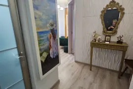 Продается квартира, 2 Kомнатная, Новостройка, Батуми