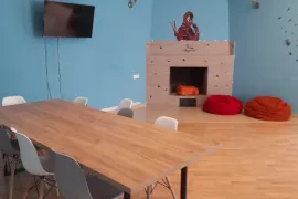 ქირავდება სახლი, 9 ოთახიანი, თბილისი, საბურთალო