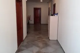 ქირავდება სახლი, 9 ოთახიანი, თბილისი, საბურთალო