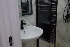 იყიდება ბინა, 1 ოთახიანი, ახალი აშენებული, ბათუმი