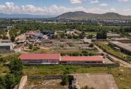 For Sale , Universal commercial space, Gori