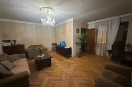 იყიდება ბინა, 4 ოთახიანი, ძველი აშენებული, თბილისი, სანზონა