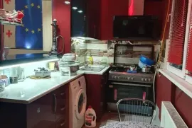 იყიდება ბინა, 2 ოთახიანი, ძველი აშენებული, თბილისი, ვაზისუბანი