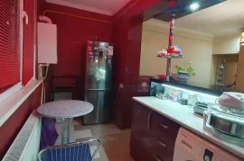 იყიდება ბინა, 2 ოთახიანი, ძველი აშენებული, თბილისი, ვაზისუბანი