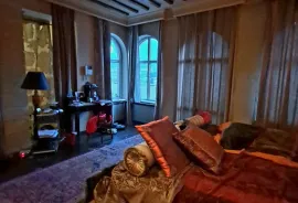 იყიდება ბინა, 4 ოთახიანი, ძველი აშენებული, თბილისი, ჩუღურეთი