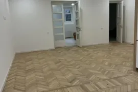 ქირავდება, საოფისე ფართი, ვაკე