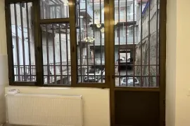 ქირავდება, საოფისე ფართი, ვაკე