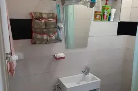 იყიდება ბინა, 4 ოთახიანი, ძველი აშენებული, თბილისი, თემქა