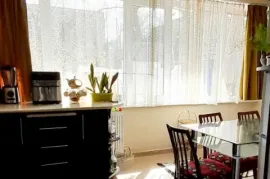 იყიდება ბინა, 4 ოთახიანი, ძველი აშენებული, თბილისი, თემქა