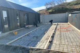 ბეტონის დასხმა გაპრიალება558 84 31 31